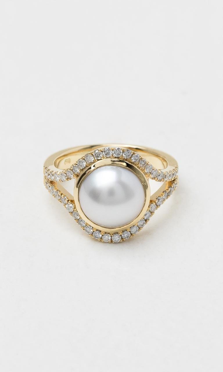 2024 © Hogans Family Jewellers 18K YG South Sea Pearl & Argyle White Diamond Dress Ring