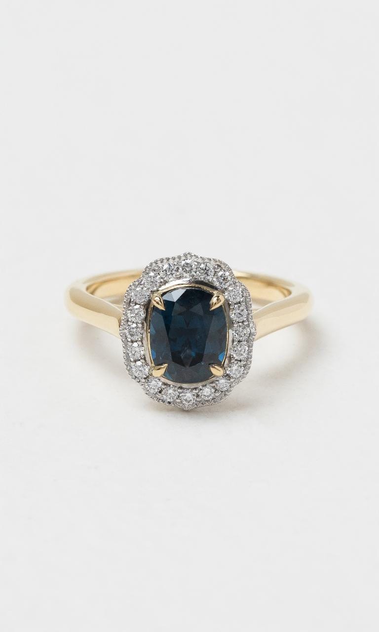 2024 © Hogans Family Jewellers 18K YWG Oval Australian Sapphire & Diamond Cluster Ring