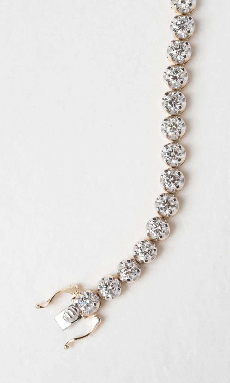 Hogans Family Jewellers 14K YWG 9.05ct Round Brilliant Cut Diamond Tennis Bracelet