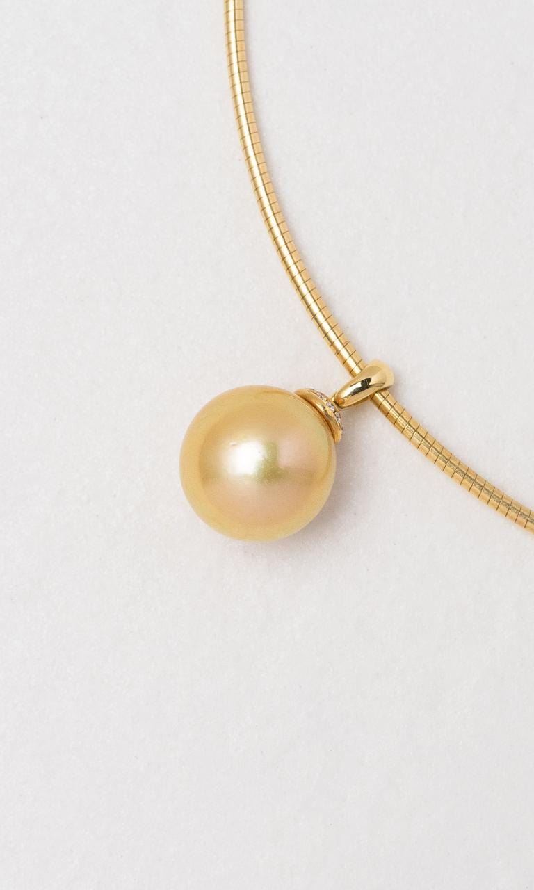 Hogans Family Jewellers 18CT YG Australian Golden South Sea Pearl