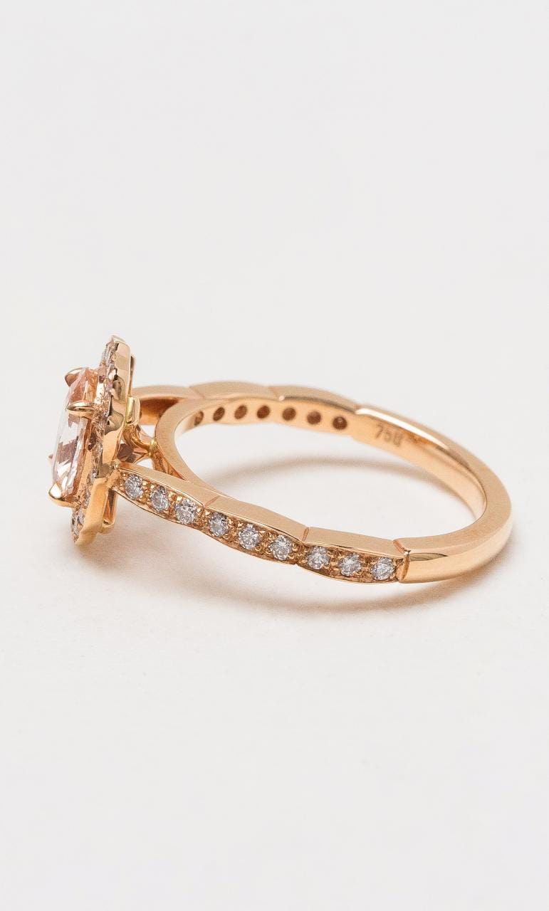 Hogans Family Jewellers 18K RG Antique Style Apricot Sapphire Ring