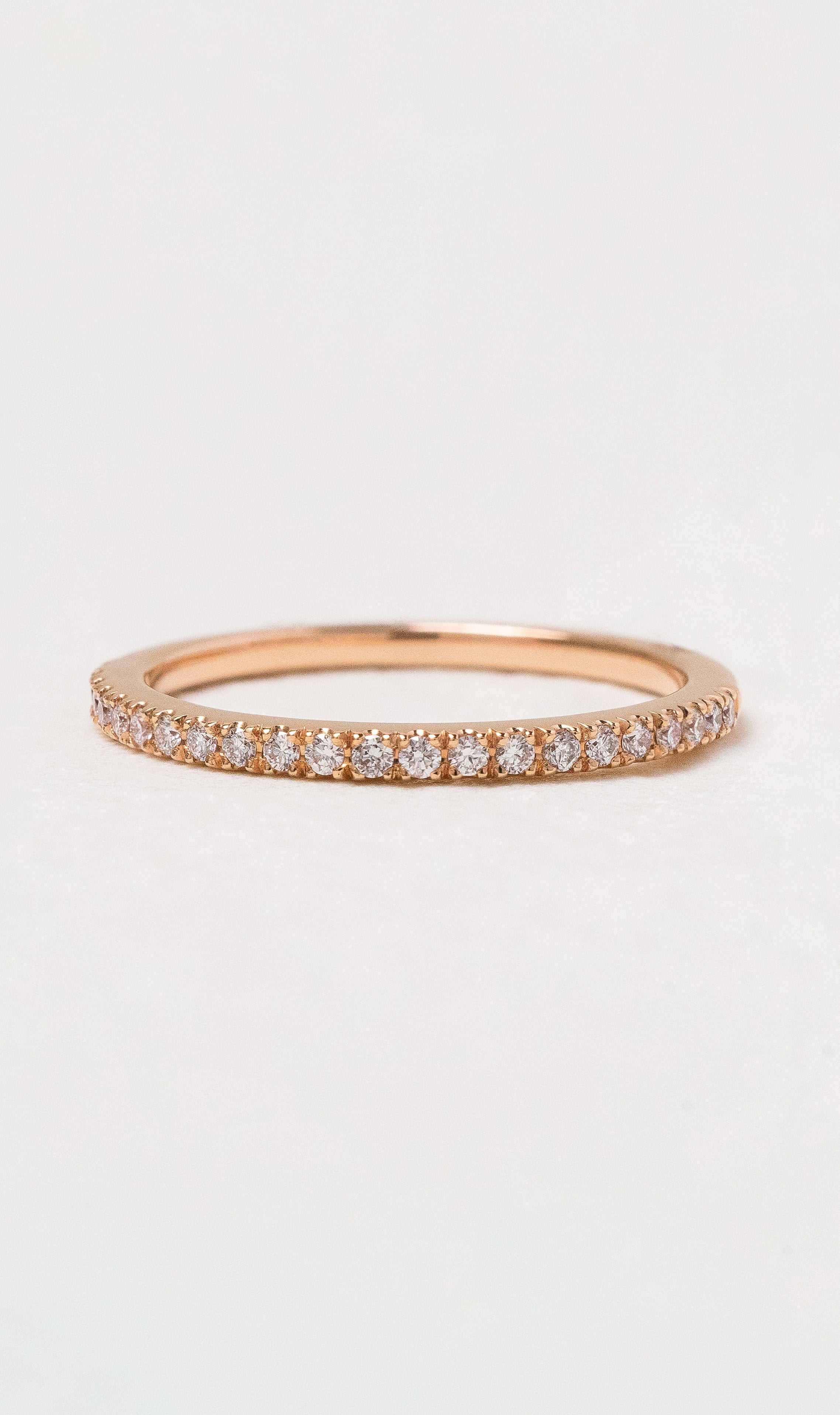 Hogans Family Jewellers 18K RG Diamond Band