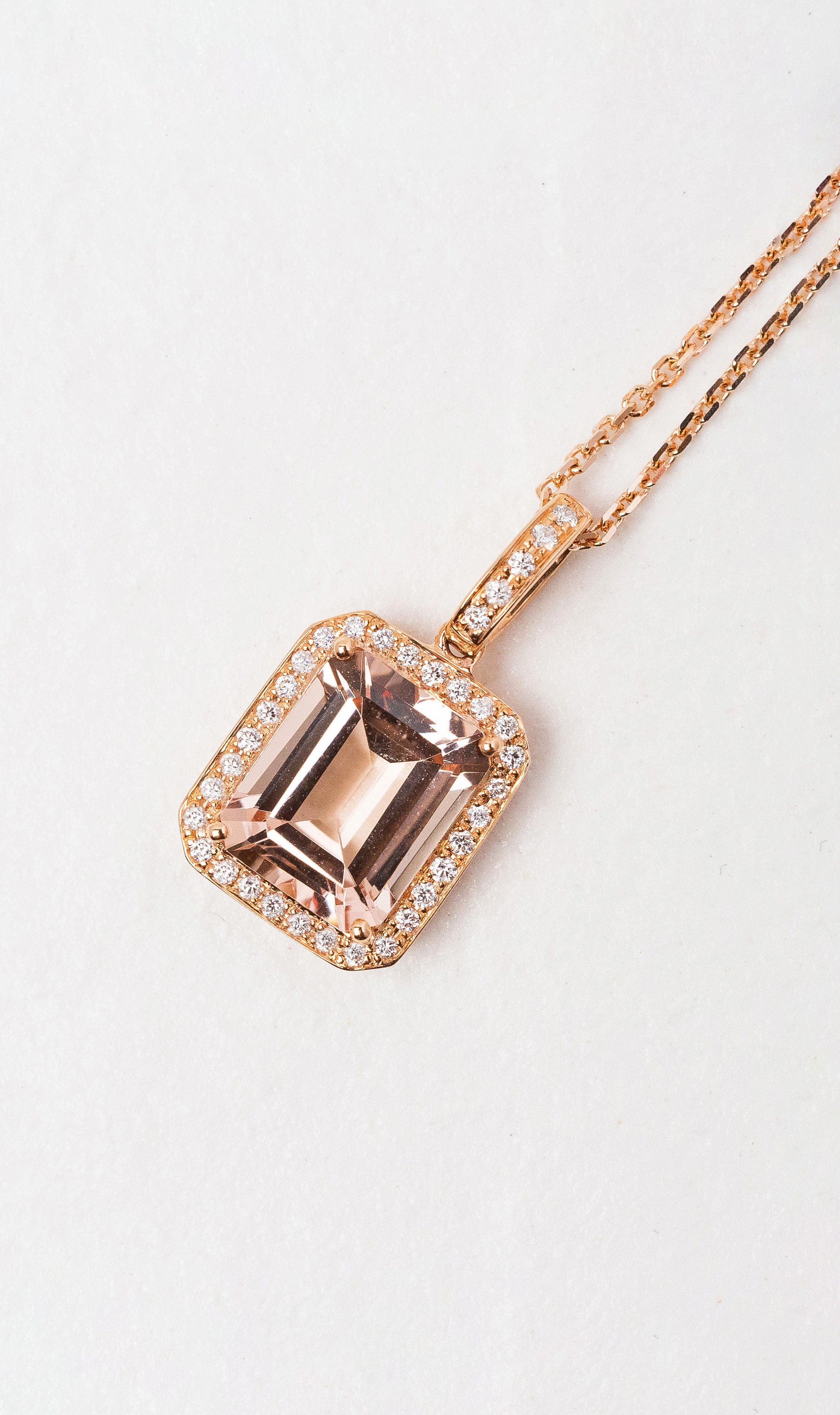 Hogans Family Jewellers 18K RG Emerald Morganite Pendant