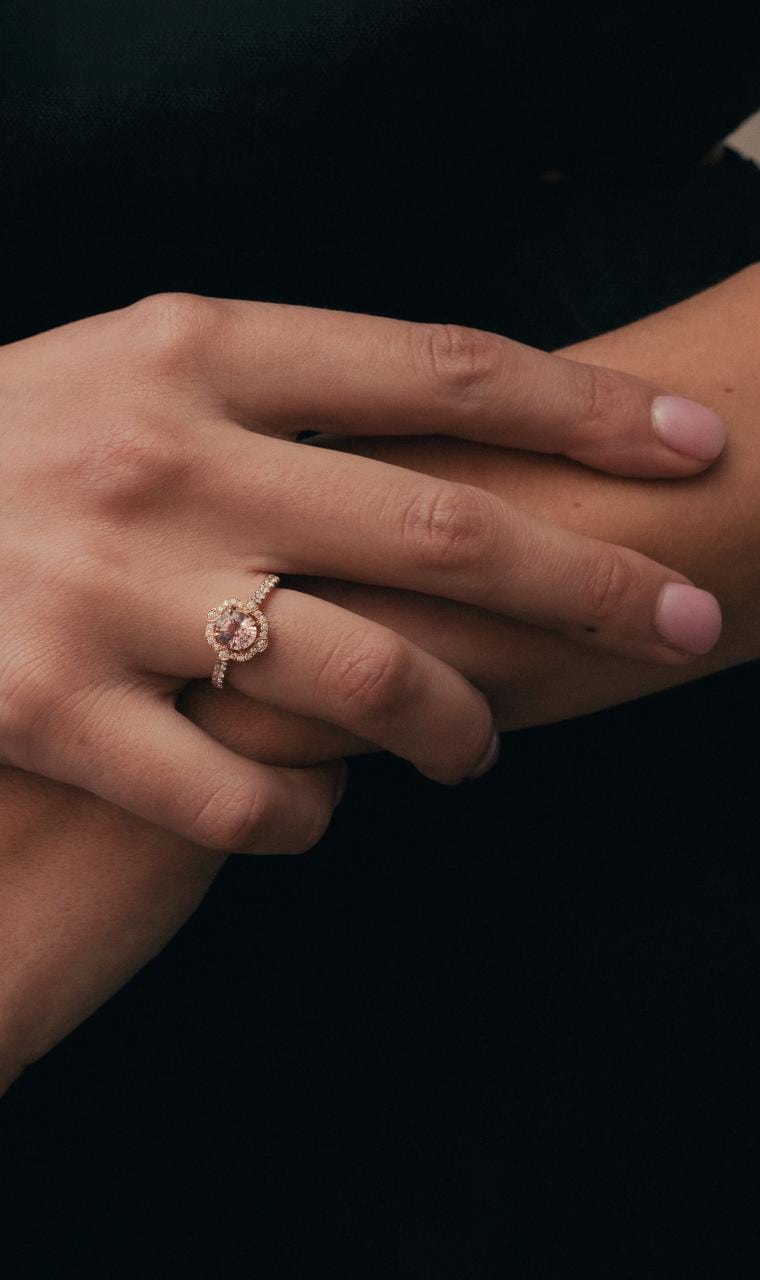 Hogans Family Jewellers 18K RG Pink Sapphire Ring