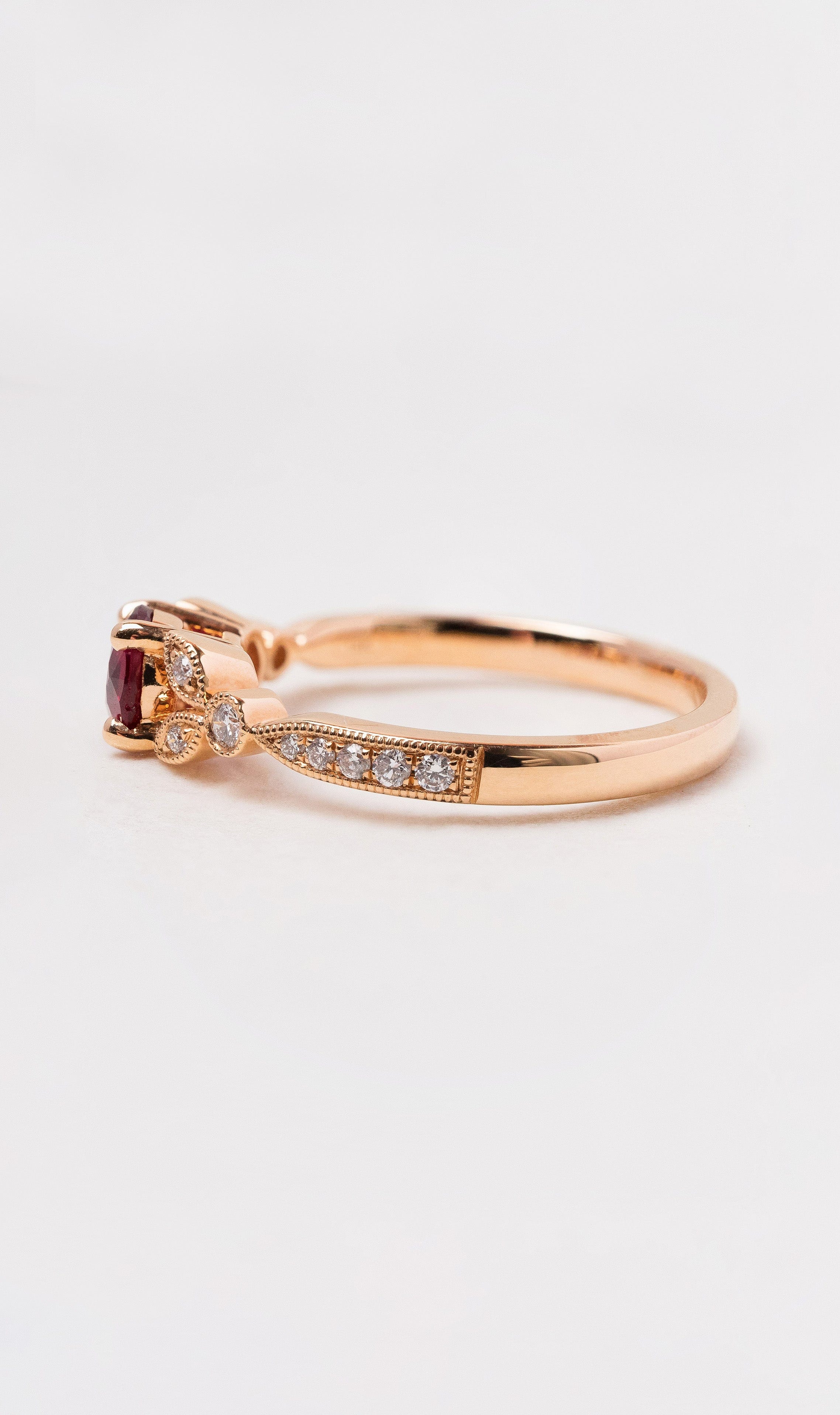 Hogans Family Jewellers 18K RG Round Ruby Ring