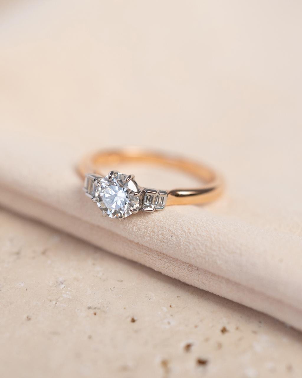 Hogans Family Jewellers 18K RWG 5 Stone Diamond Ring