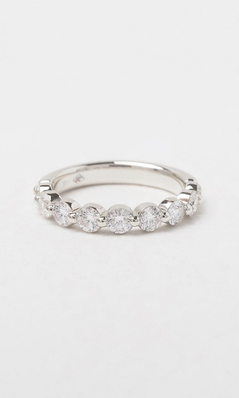 Hogans Family Jewellers 18K WG 1.08ct TDW Round Brilliant Cut Diamond Single Claw Band