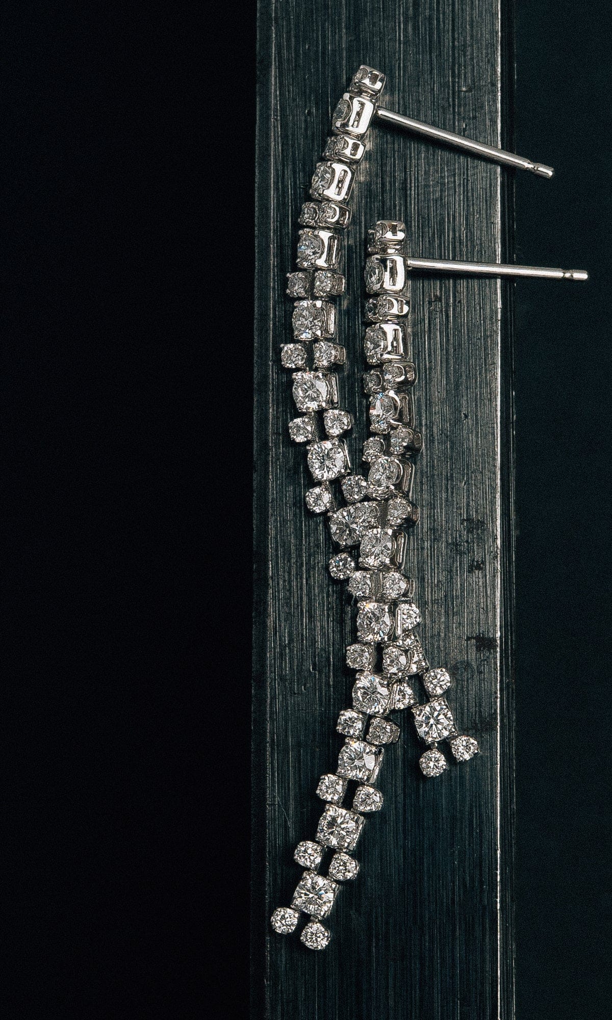 Hogans Family Jewellers 18K WG 1.19ct TDW Round Brilliant Cut Diamond Drop Earrings