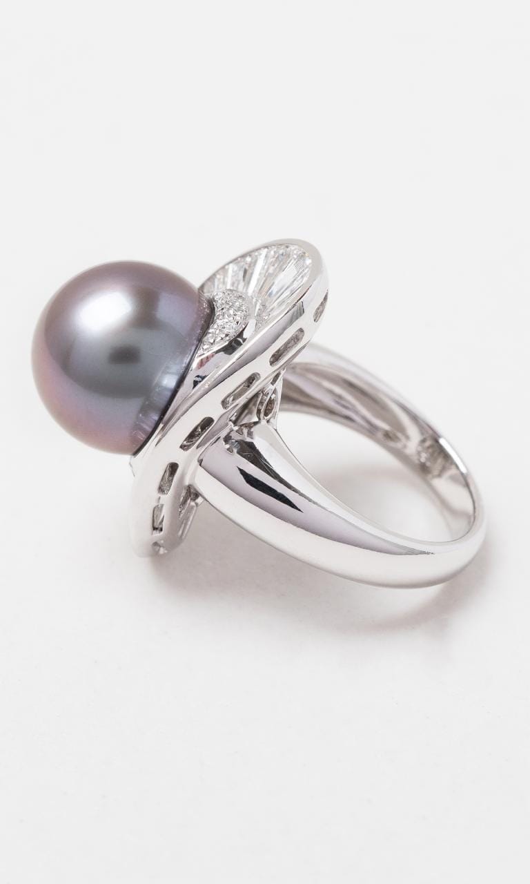 Hogans Family Jewellers 18K WG 13.5mm Black South Sea Pearl Cluster Dress Ring