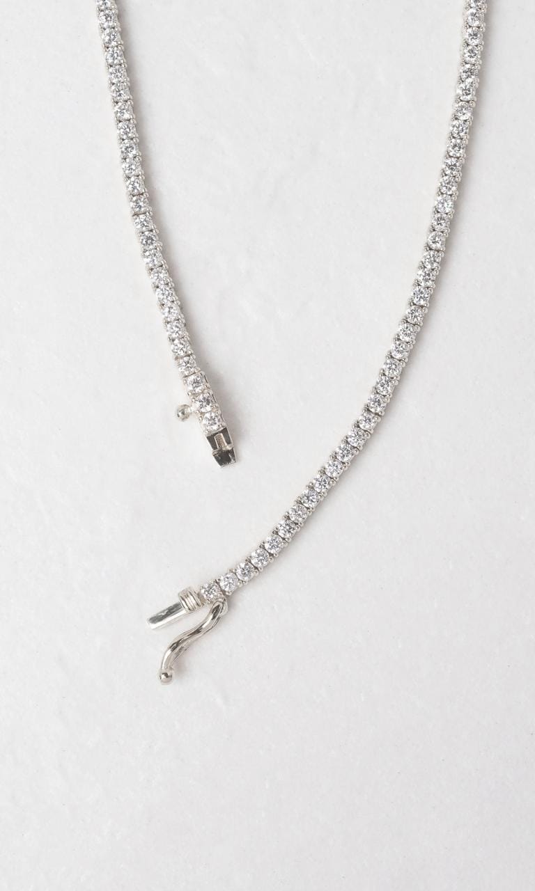 Hogans Family Jewellers 18K WG 5.484ct TDW Round Brilliant Cut Diamond Tennis Necklace