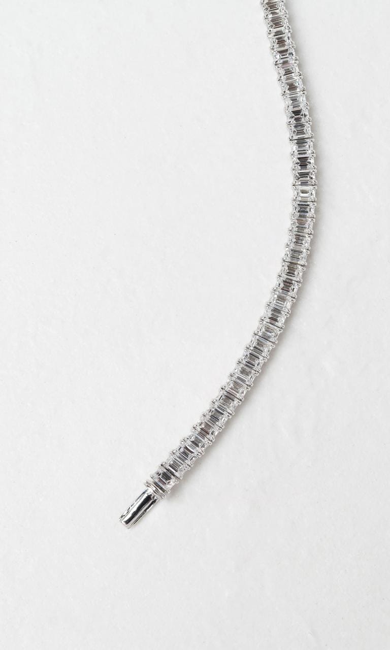 Hogans Family Jewellers 18K WG 7.67ct TDW Emerald Cut Diamond Tennis Bracelet