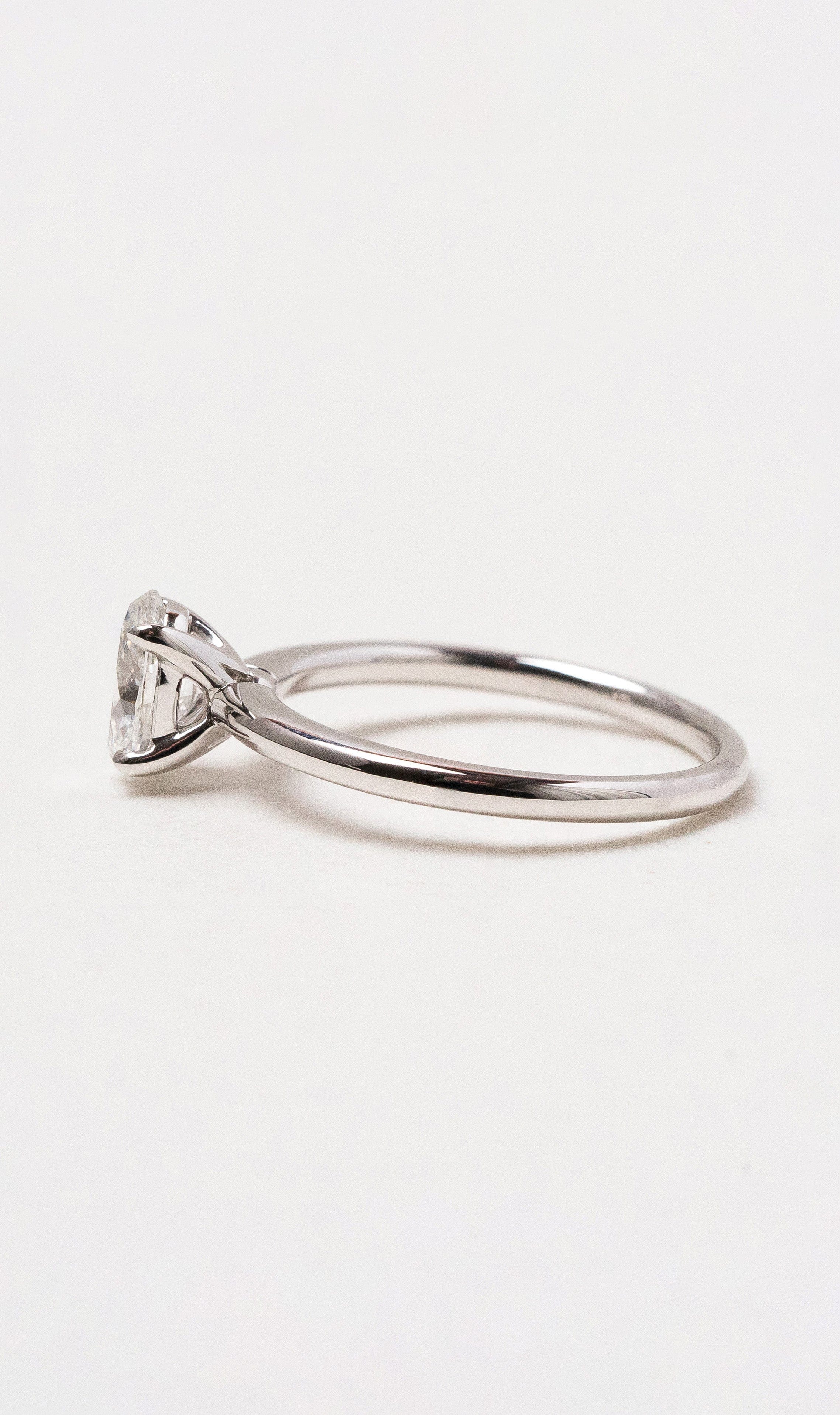 Hogans Family Jewellers 18K WG Oval Solitaire Diamond Ring