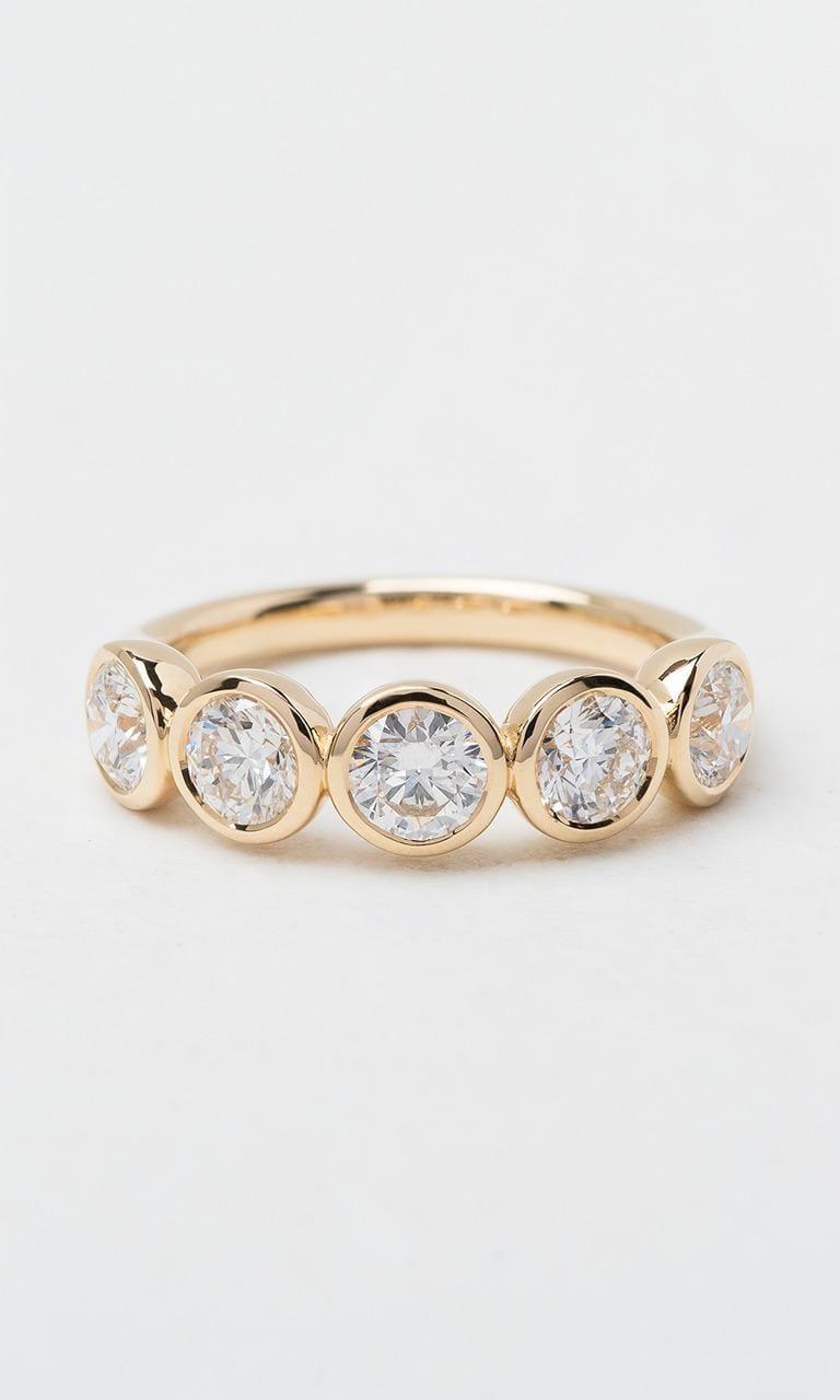 Hogans Family Jewellers 18K YG 1.51ct TDW Round Brilliant Cut Diamond Bezel Set Band