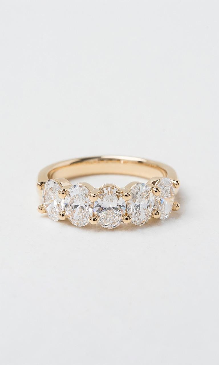 Hogans Family Jewellers 18K YG 2.17ct TDW Oval Cut Diamond Band