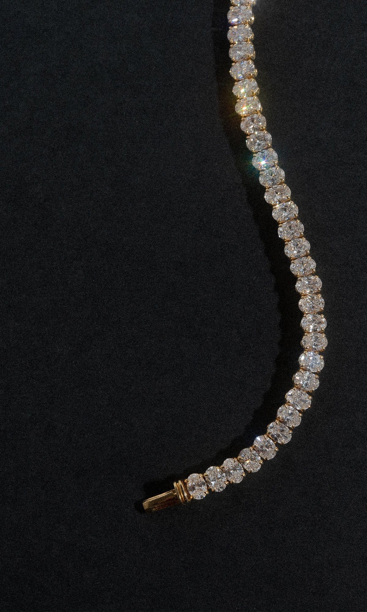 Hogans Family Jewellers 18K YG 7.04ct TDW Oval Cut Diamond Tennis Bracelet