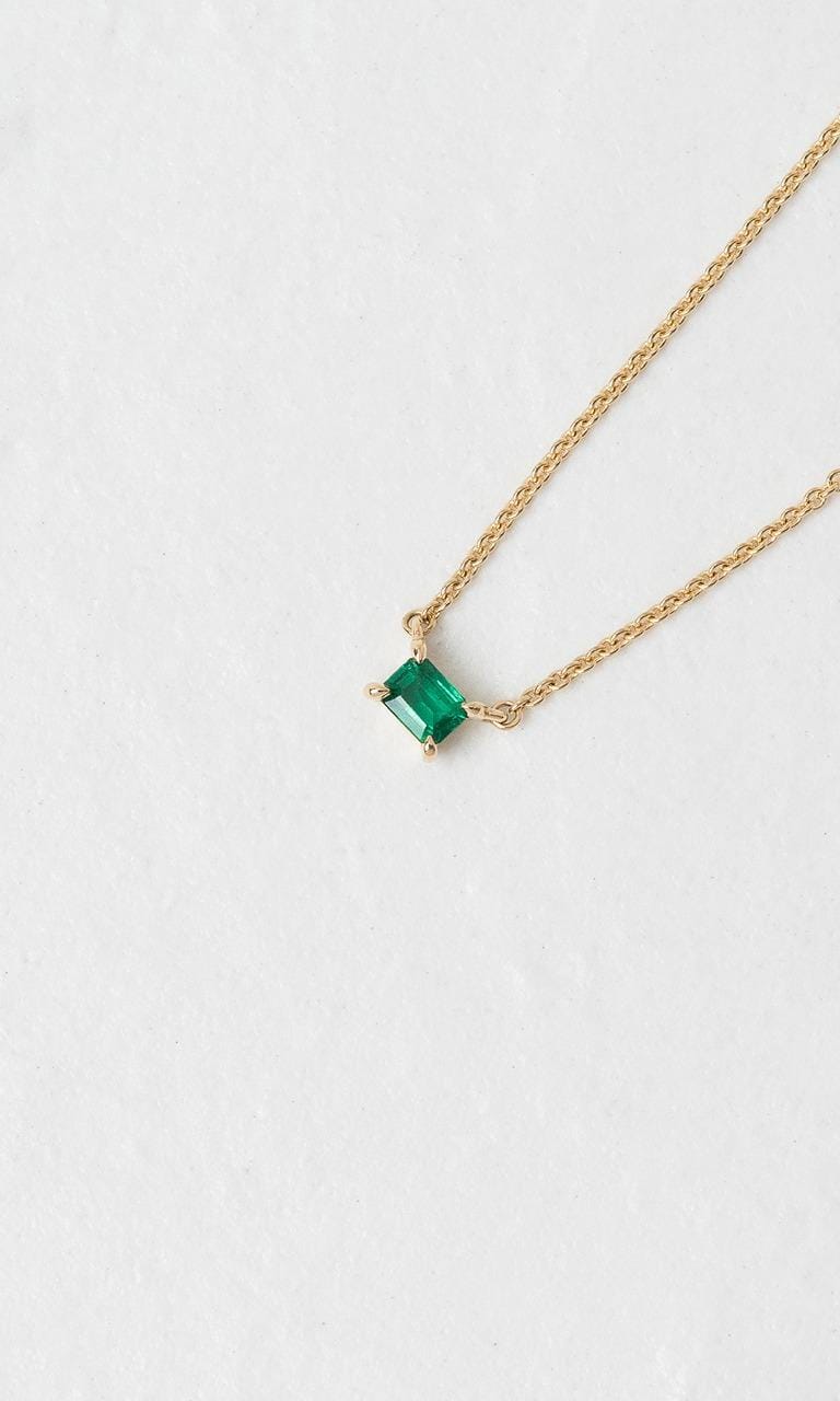 Hogans Family Jewellers 18K YG Emerald Cut Emerald Solitaire Necklace
