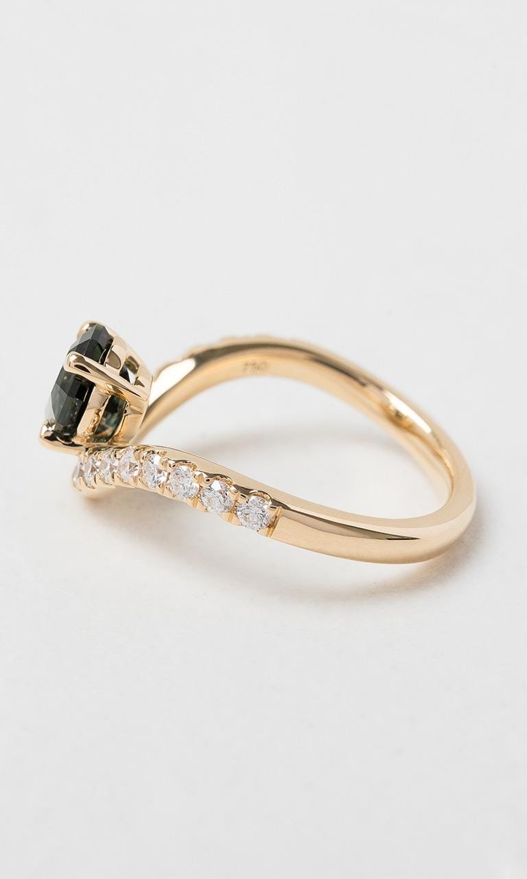 Hogans Family Jewellers 18K YG Emerald Cut Sapphire Solitaire Ring