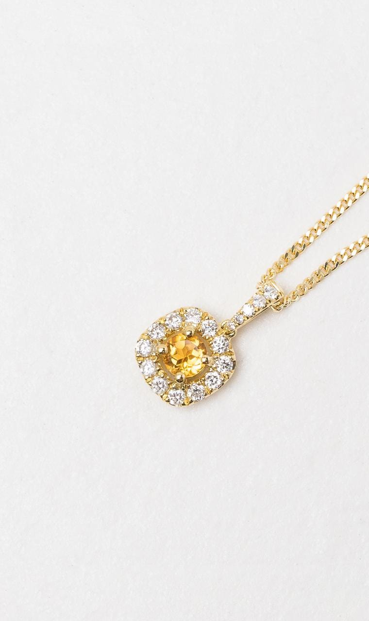 Hogans Family Jewellers 18K YG Halo Citrine Pendant