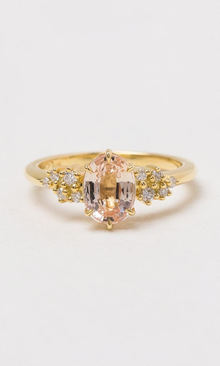 Hogans Family Jewellers 18K YG Oval Apricot Ceylon Sapphire Ring