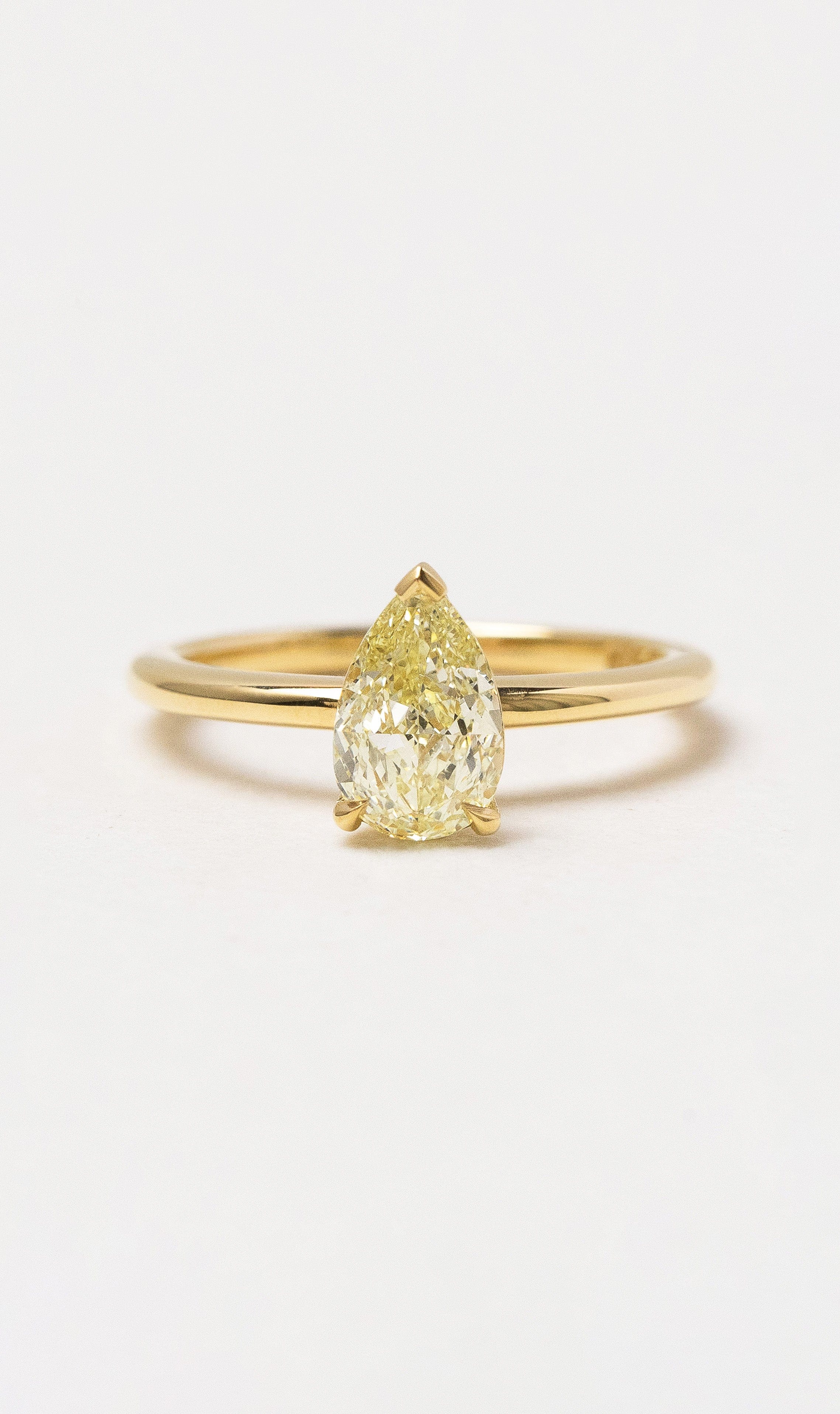 Hogans Family Jewellers 18K YG Pear Yellow Diamond Ring