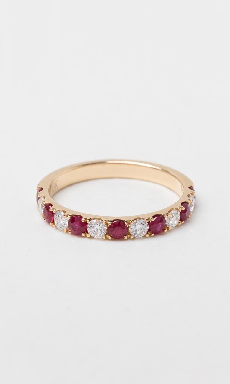 Hogans Family Jewellers 18K YG Round Brilliant Cut Ruby Band