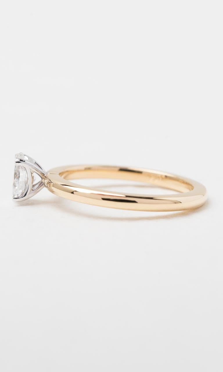 Hogans Family Jewellers 18K YWG 0.60ct Oval Cut Diamond Solitaire Ring