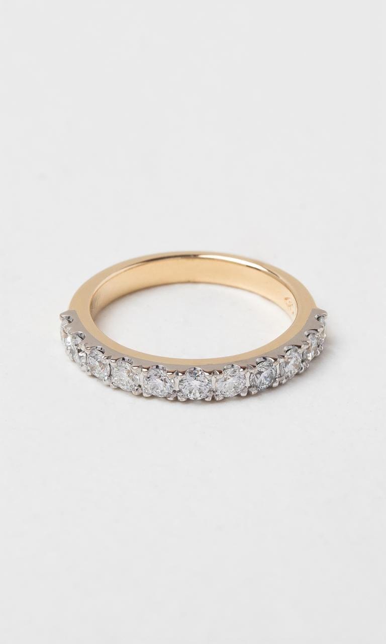 Hogans Family Jewellers 18K YWG 0.77ct TDW Round Brilliant Cut Diamond Band