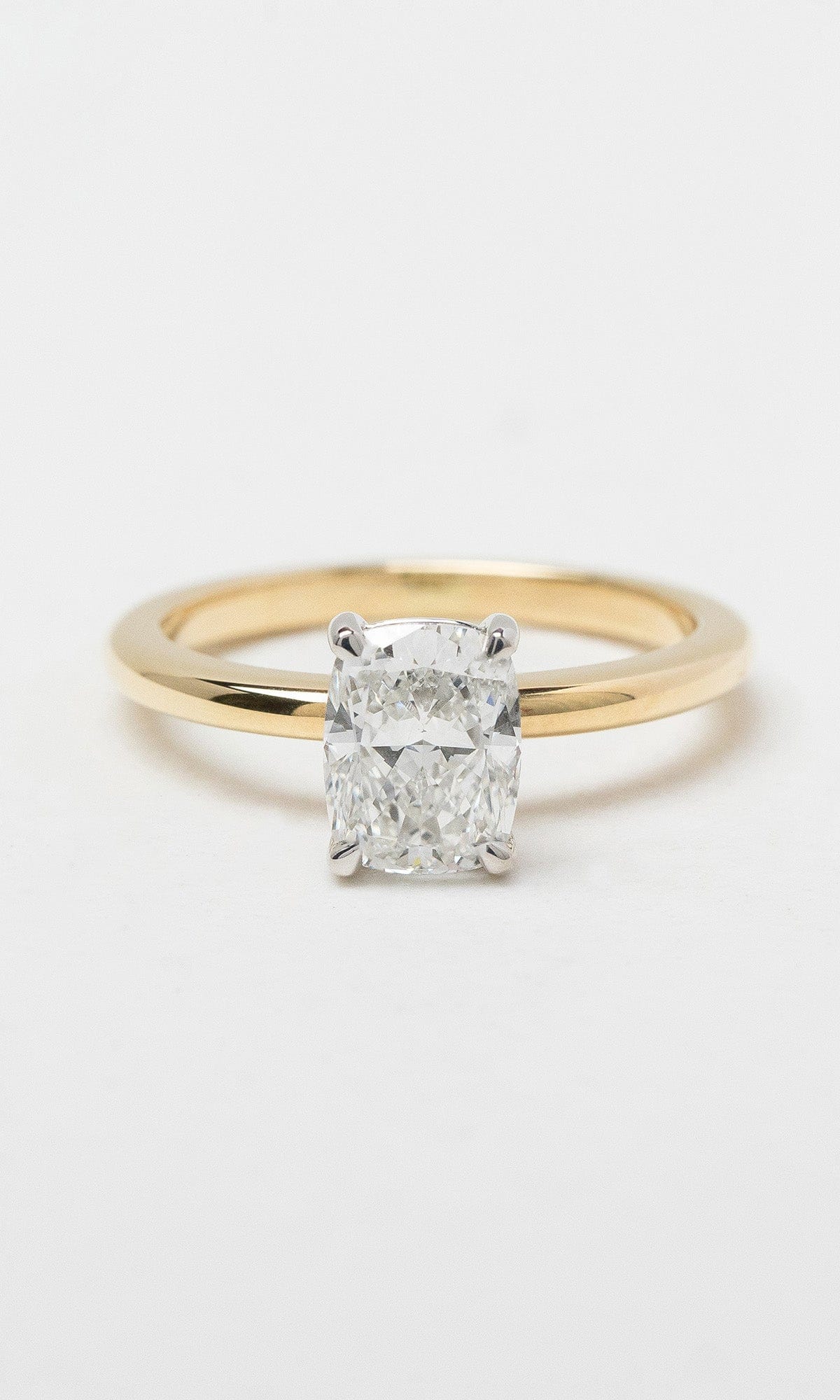 Hogans Family Jewellers 18K YWG 1.01ct Cushion Cut Diamond Solitaire Ring