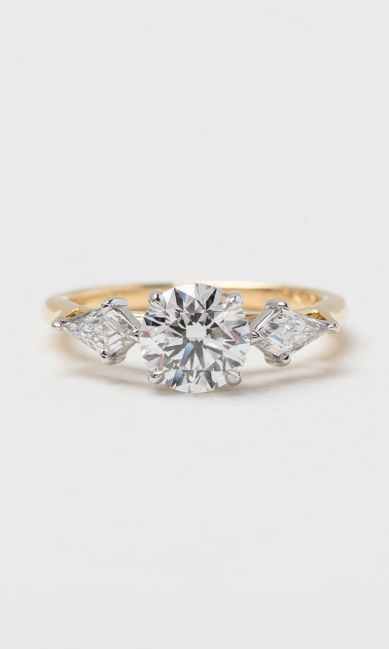 Hogans Family Jewellers 18K YWG 1.29ct TDW Round Brilliant Cut Diamond Trilogy Ring