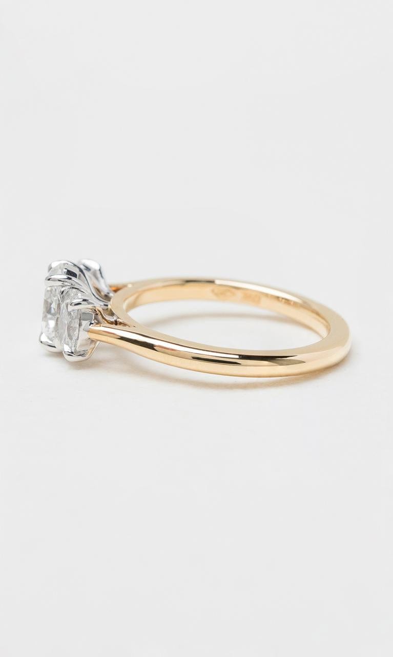 Hogans Family Jewellers 18K YWG 1.40ct TDW Oval Cut Diamond Trilogy Ring