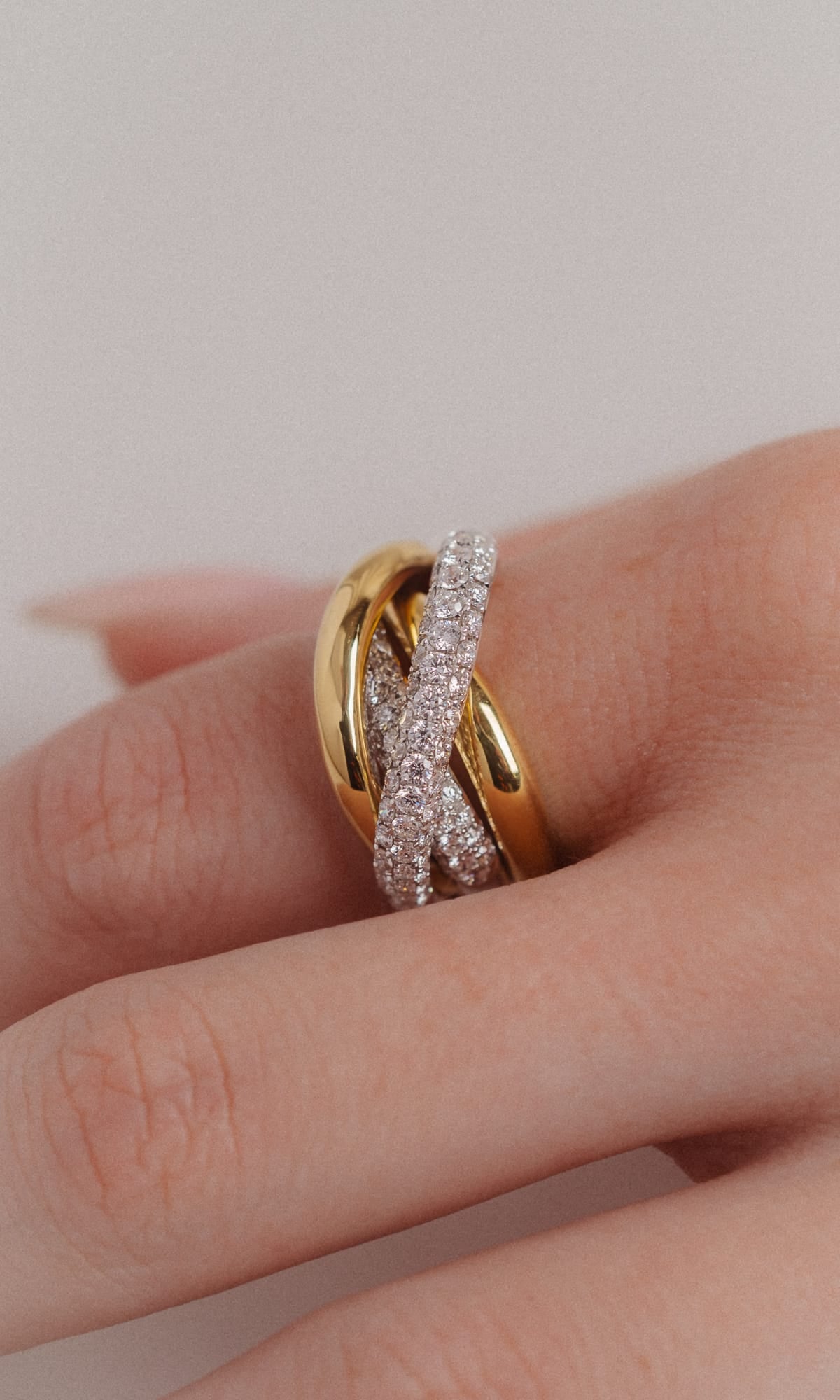 Hogans Family Jewellers 18K YWG 1.67ct TDW Diamond Set Crossover Wide Dress Ring