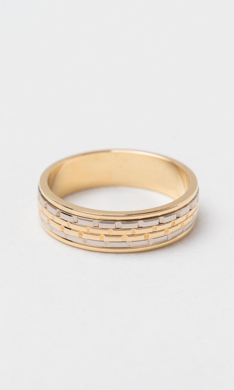 Hogans Family Jewellers 18K YWG 6mm Decorative Gents Band
