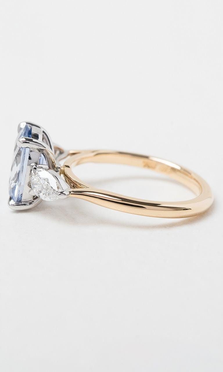 Hogans Family Jewellers 18K YWG Oval Cut Ceylon Sapphire Trilogy Ring