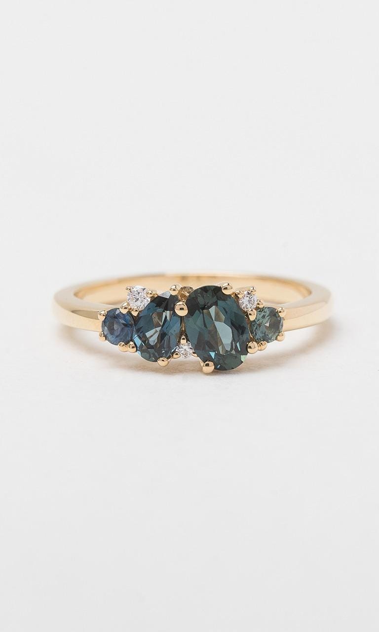 Hogans Family Jewellers 18K YWG Oval Cut Sapphire Cluster Dress Ring