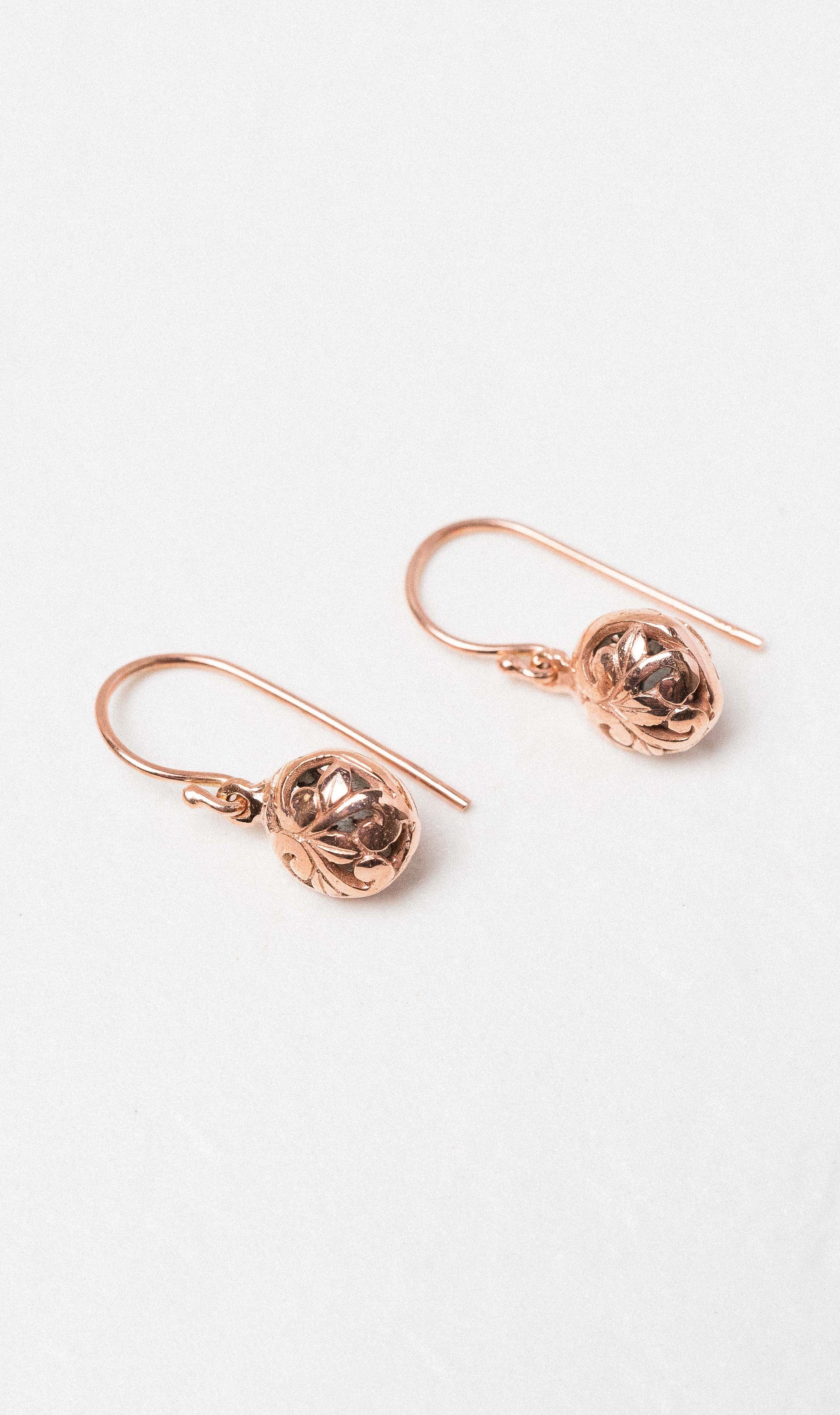 Hogans Family Jewellers 9K RG Round Filigree Earrings