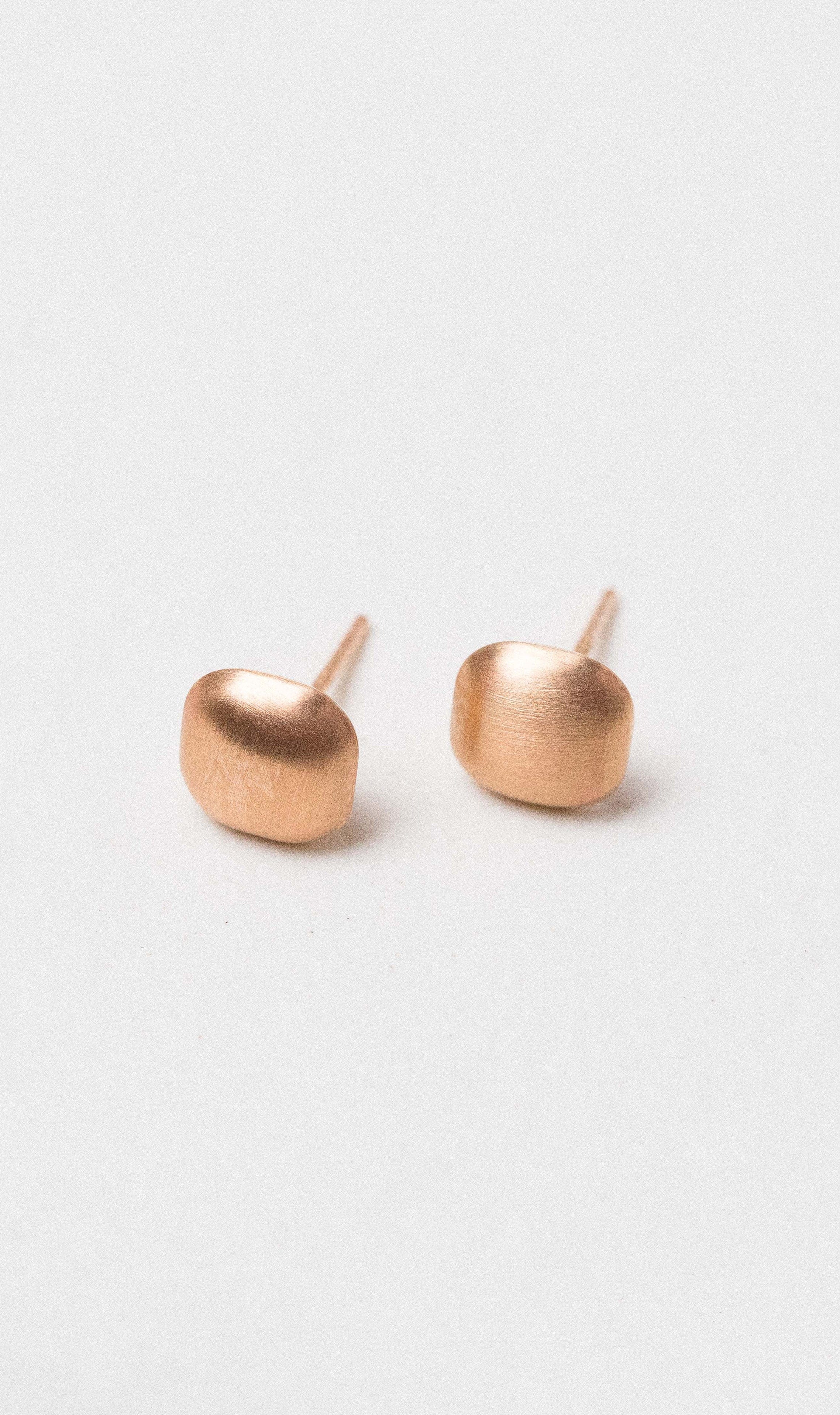 Hogans Family Jewellers 9K RG Square Brush Stud Earrings