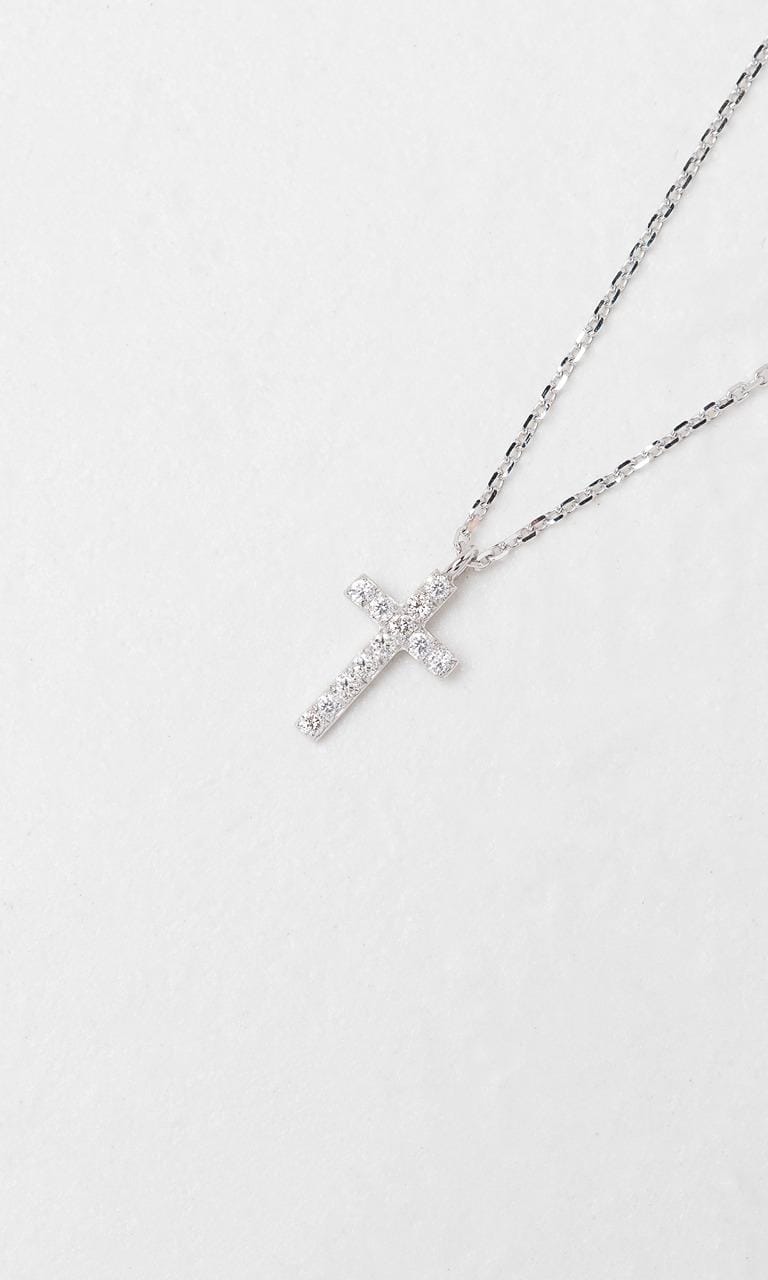 Hogans Family Jewellers 9K WG 0.12ct TDW Round Brilliant Cut Diamond Cross Necklace