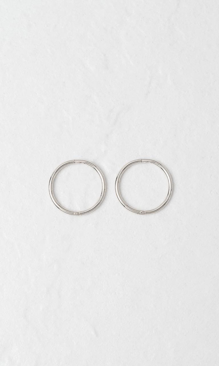 Hogans Family Jewellers 9K WG 12mm Plain Sleepers