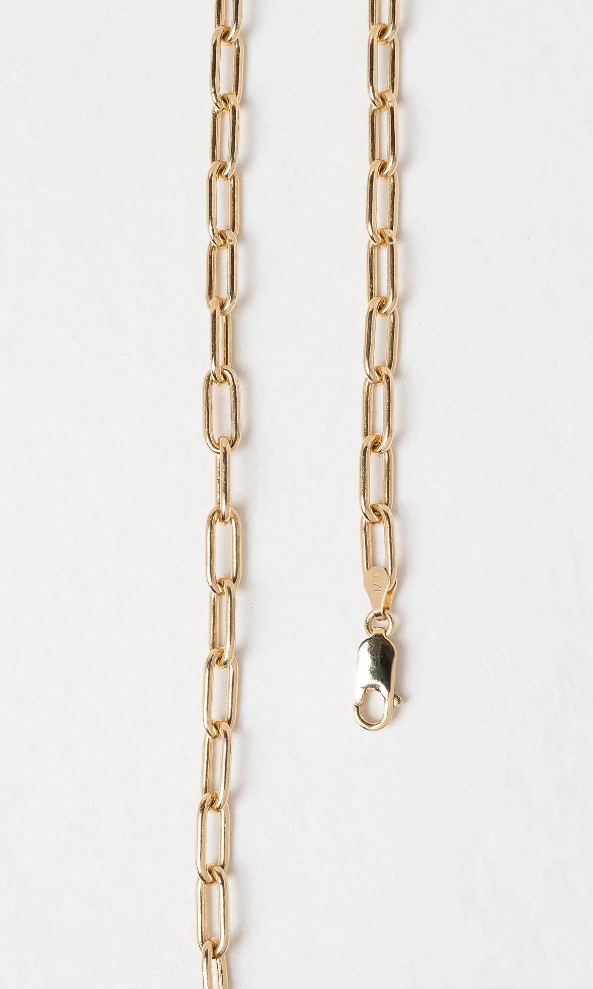 Hogans Family Jewellers 9K YG 19cm Plain Paperclip Chain Bracelet