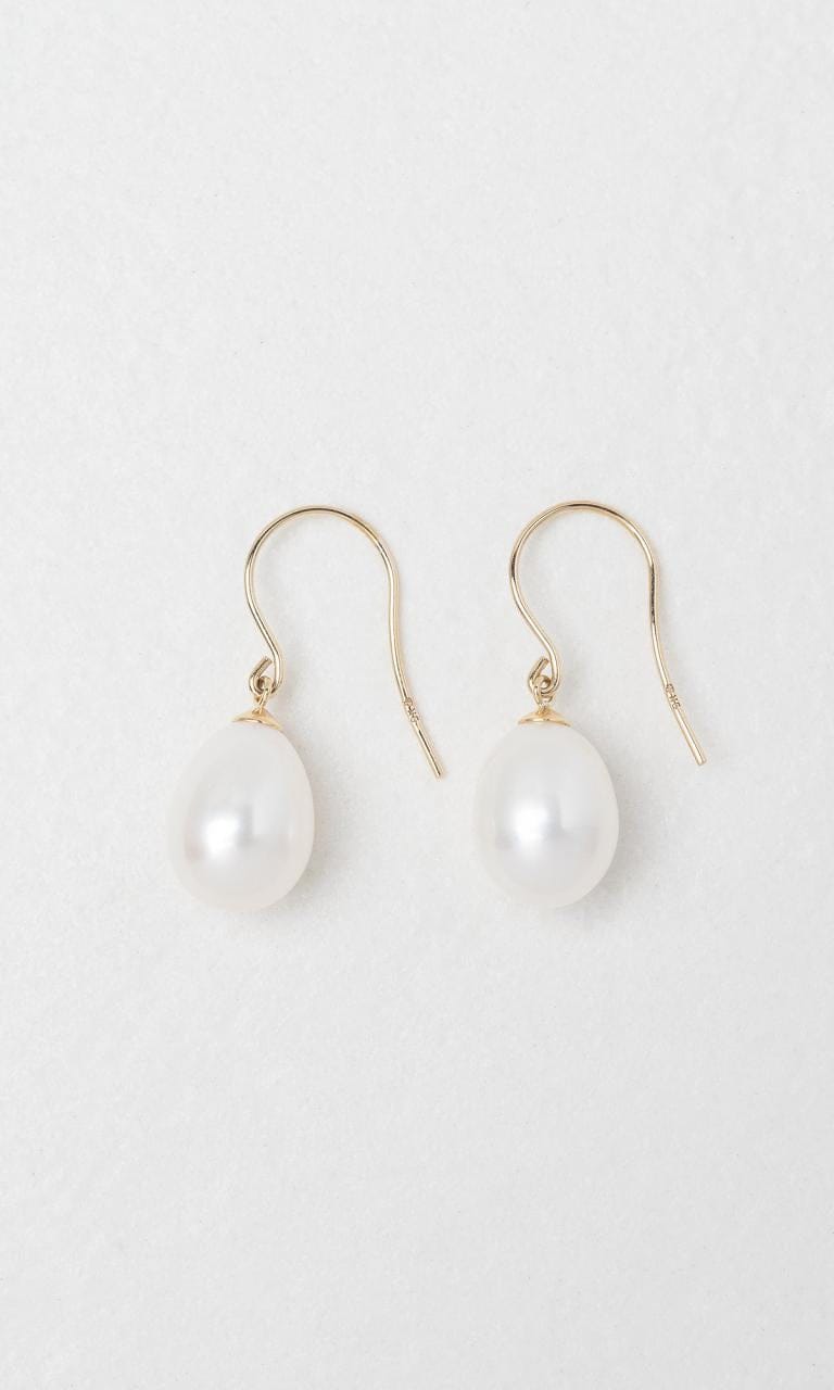 Hogans Family Jewellers 9K YG 8.5mm Freshwater Pearl Drop Earrings