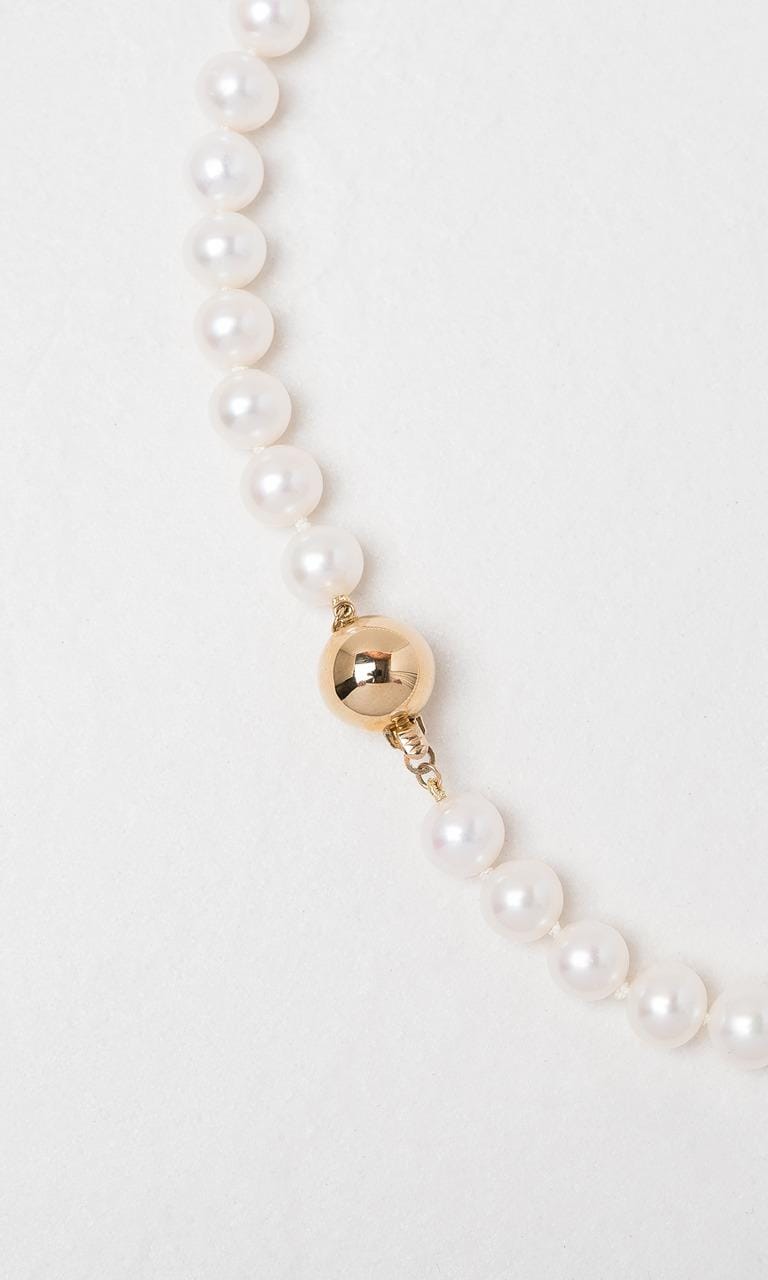 Hogans Family Jewellers 9K YG 9.5-10mm Freshwater Pearl Necklace