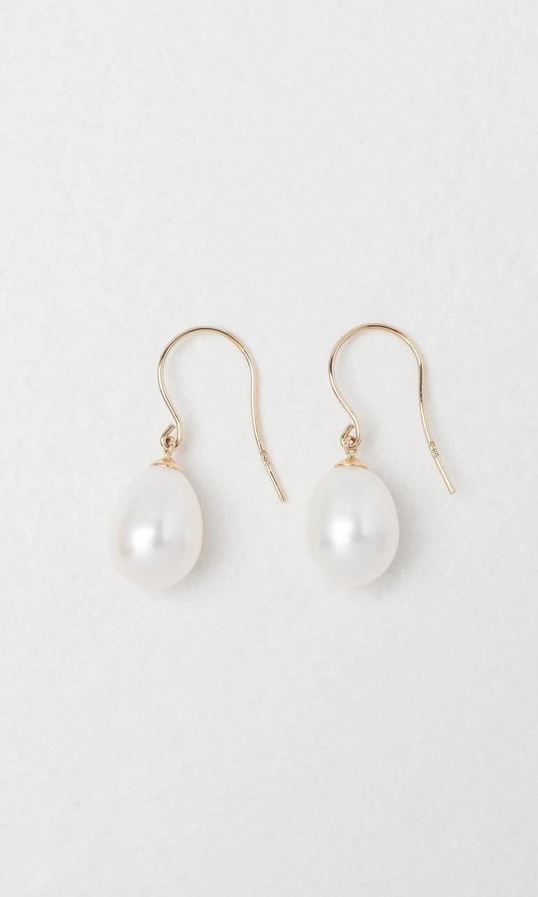 Hogans Family Jewellers 9K YG 9.5mm Freshwater Pearl Drop Earrings