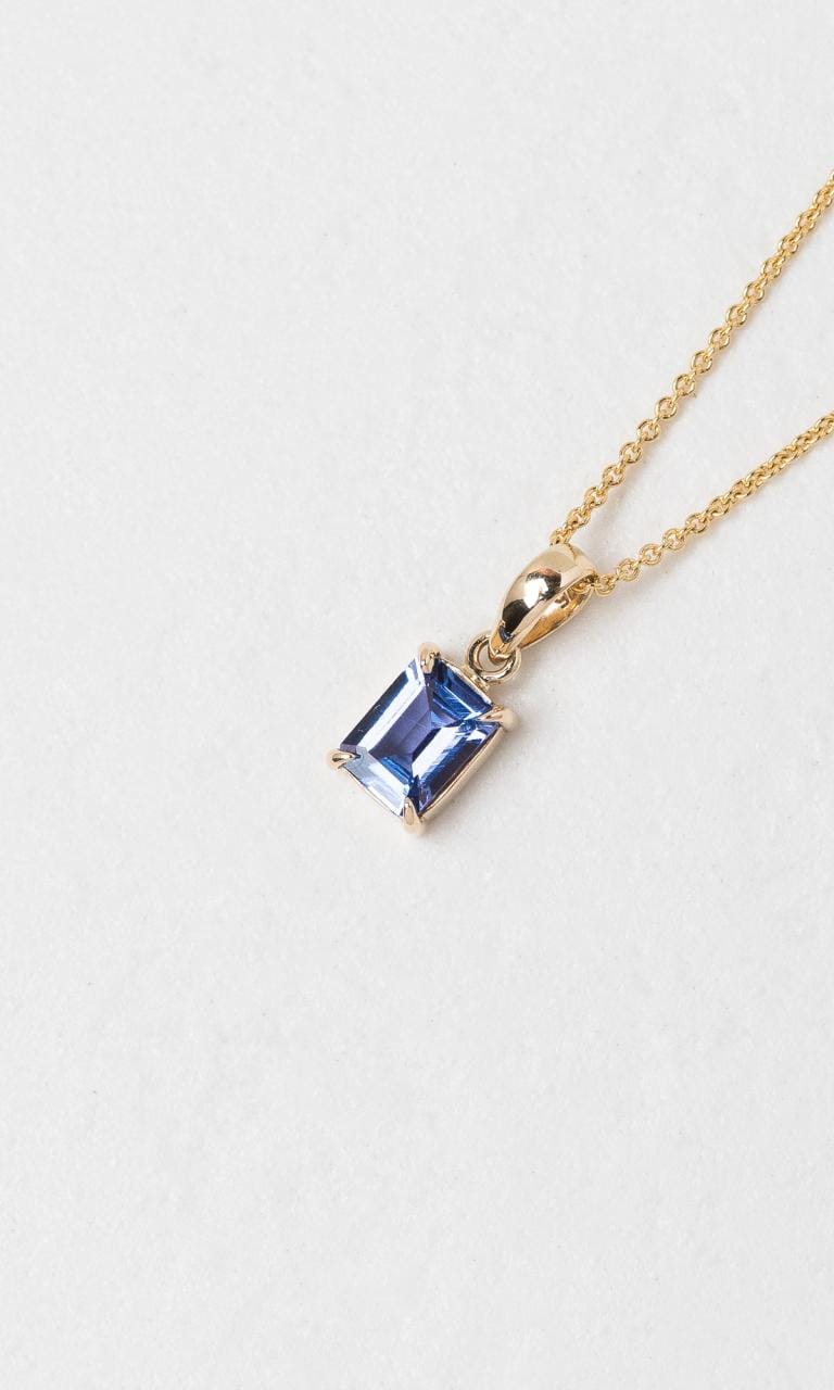 Hogans Family Jewellers 9K YG Emerald Cut Tanzanite Solitaire Pendant