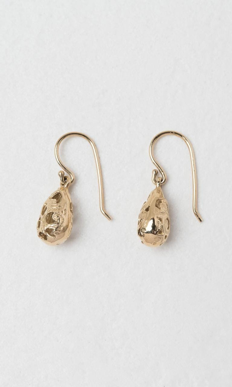 Hogans Family Jewellers 9K YG Filigree Drop Earrings