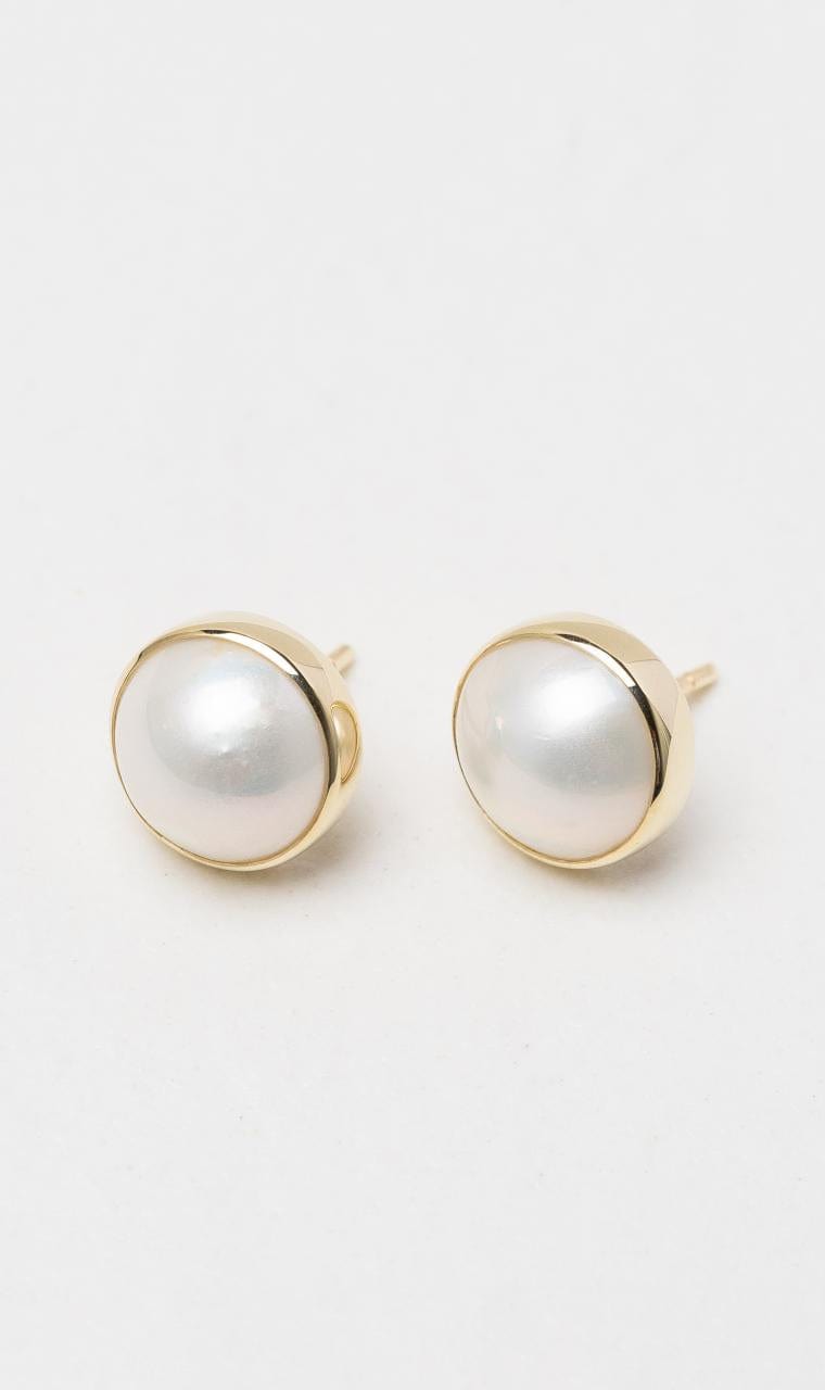 Hogans Family Jewellers 9K YG Mabe Pearl Stud Earrings