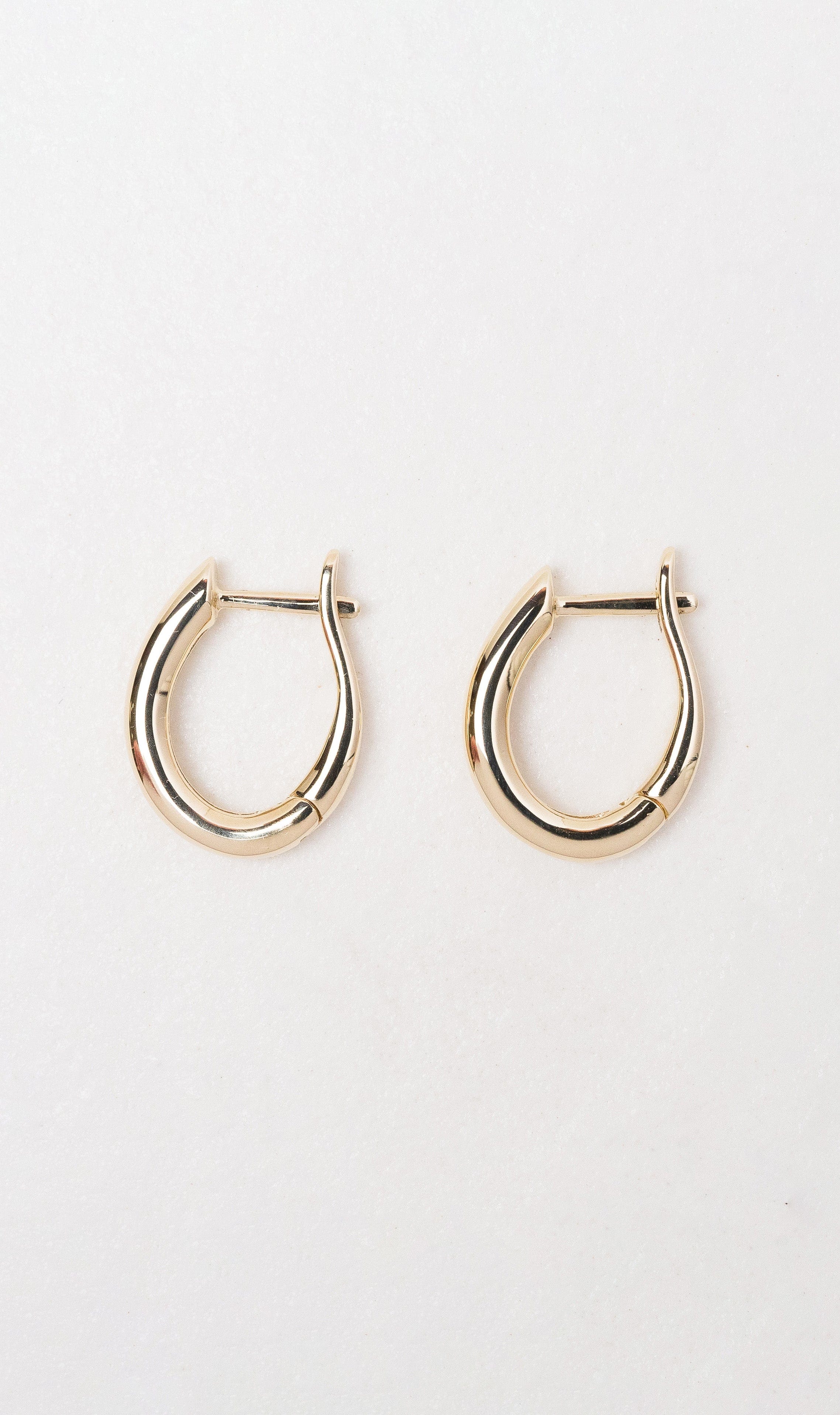 Hogans Family Jewellers 9K YG Onyx Sphere Drop Earrings