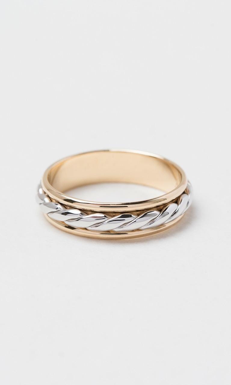 Hogans Family Jewellers 9K YWG 6mm Decorative Gents Band