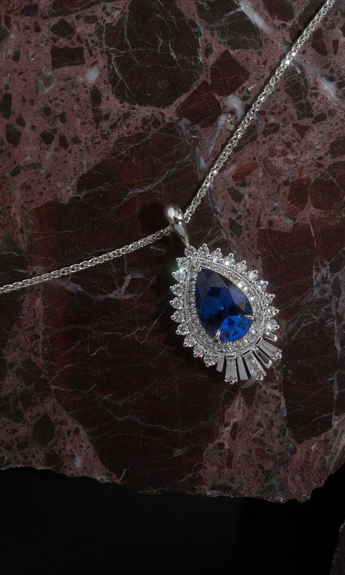 Hogans Family Jewellers Bespoke 18K WG Tanzanite & Diamond Pendant
