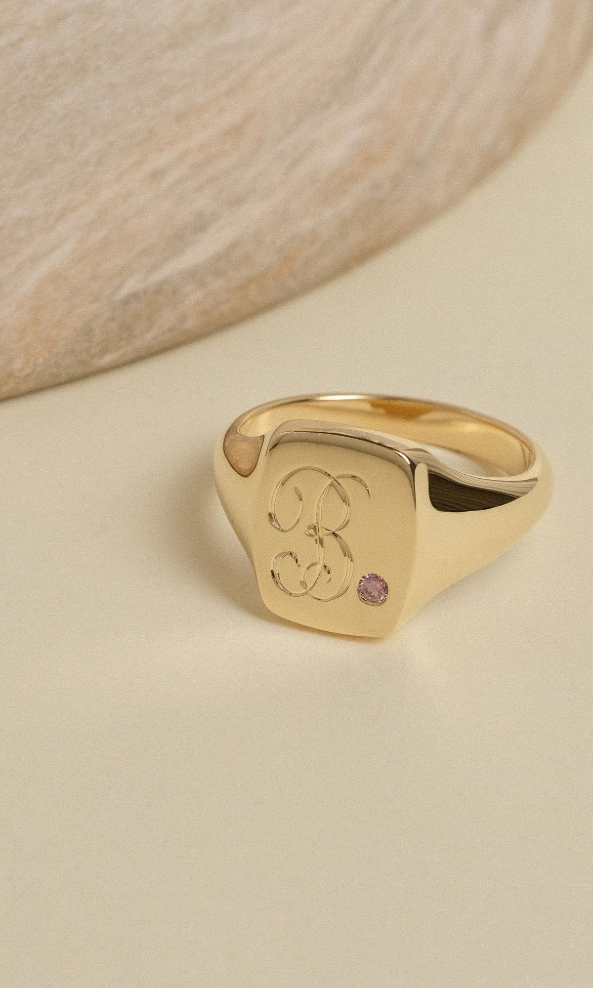 Hogans Family Jewellers Bespoke 18K YG Australian Pink Diamond Signet Ring