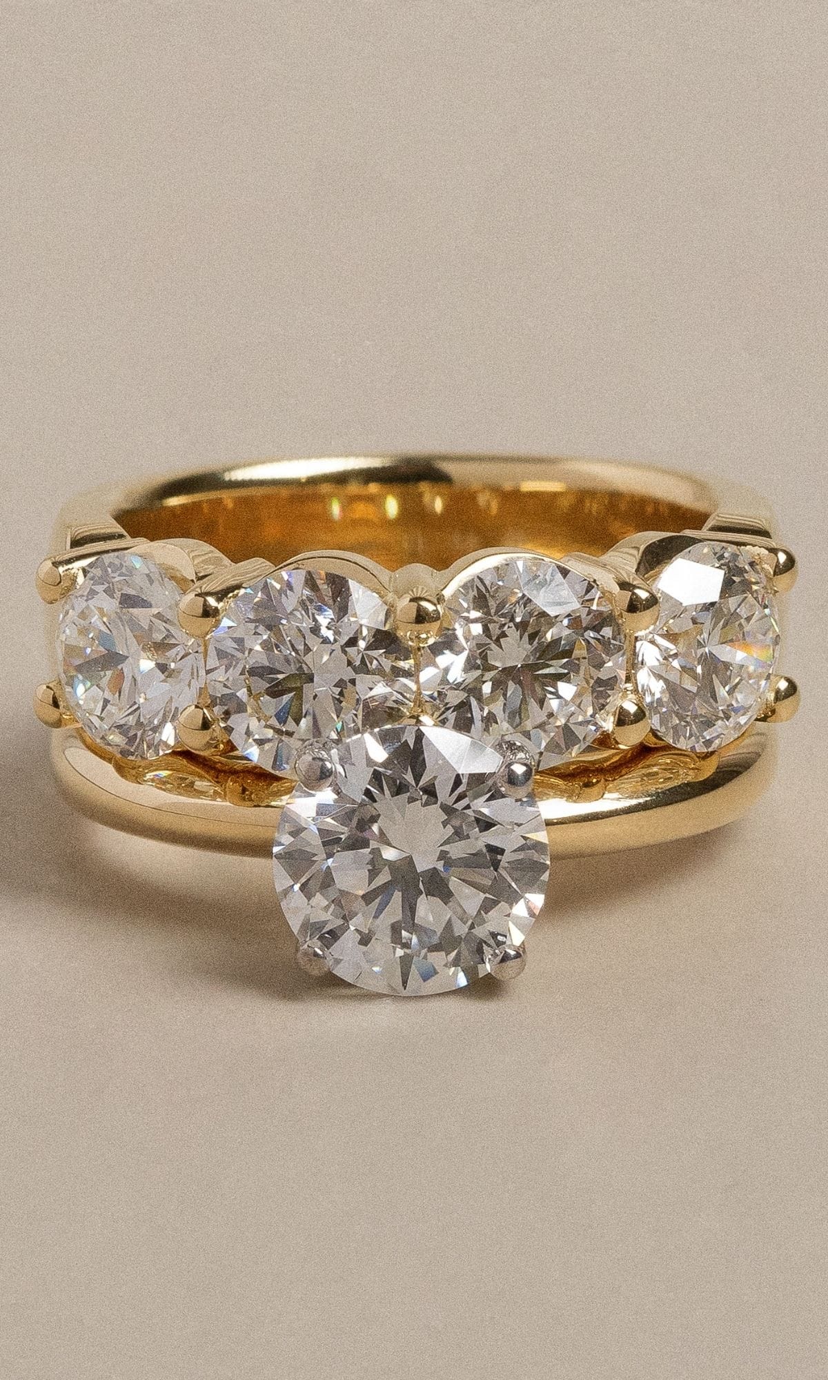 Hogans Family Jewellers Bespoke 18K YWG Diamond Solitaire Ring & Band
